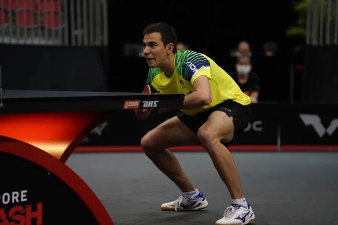 通过中场传 通过中场传