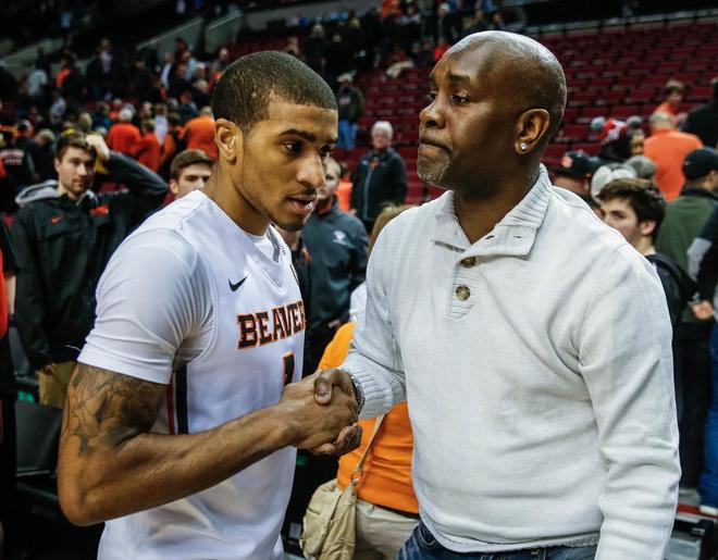 在面对人员 在面对人员