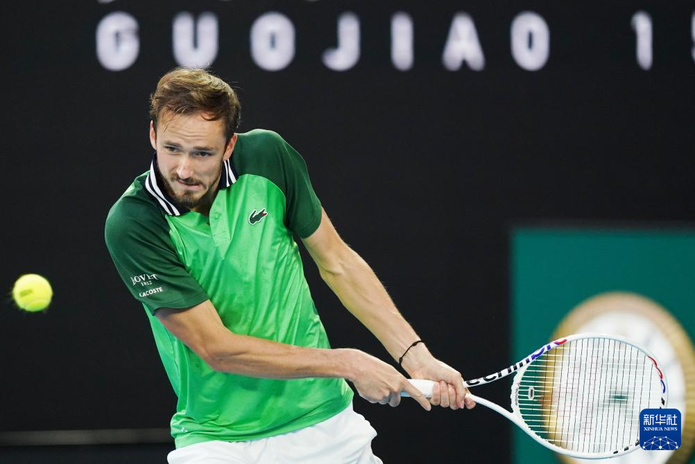 在中场的表 在中场的表